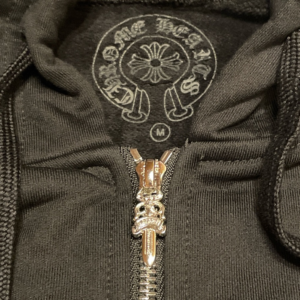 CHROME HEARTS LOGO HOODIE (MEDIUM) - Picture 9 of 14